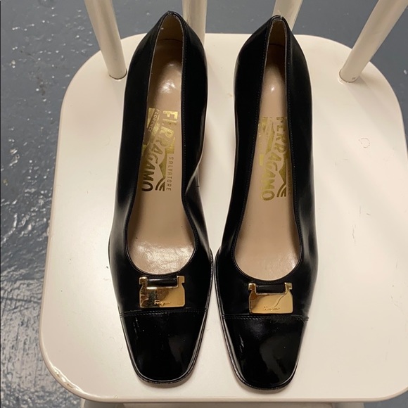 Salvatore Ferragamo Shoes - Salvatore ferragamo leather pumps size 5